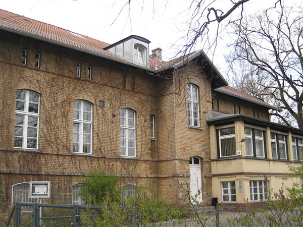 wp schwarzer katerbln eichborndamm 238 ccbysa3 0 s